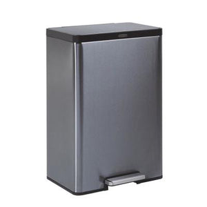Rubbermaid  12 gal Gray Step-on Trash Can